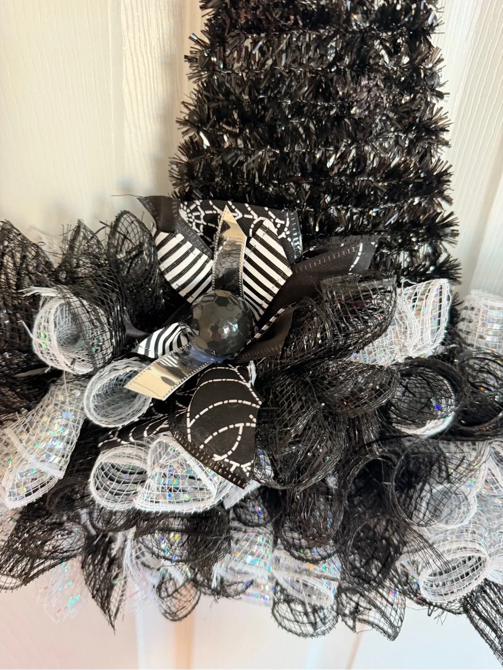 Handmade Halloween Witch Hat Wreath Purple Lighted Black White Door Decor 15x15